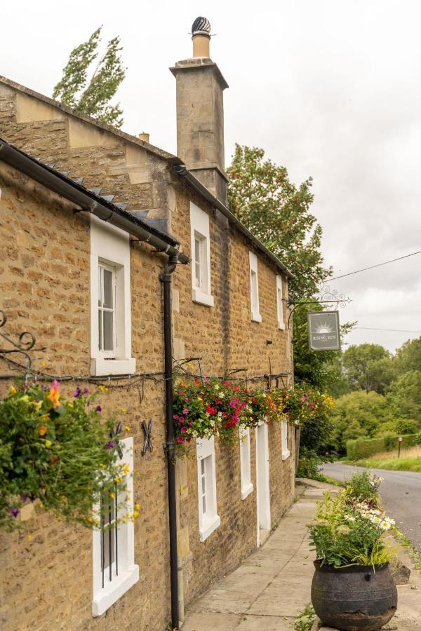 Rising Sun Pub, Restaurant And Rooms Lacock Eksteriør billede